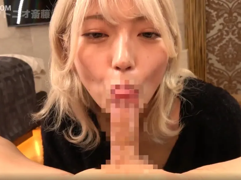 Liếm củ khoải bằng lưỡi chẻ cực phẩm của em người yêu tóc vàng